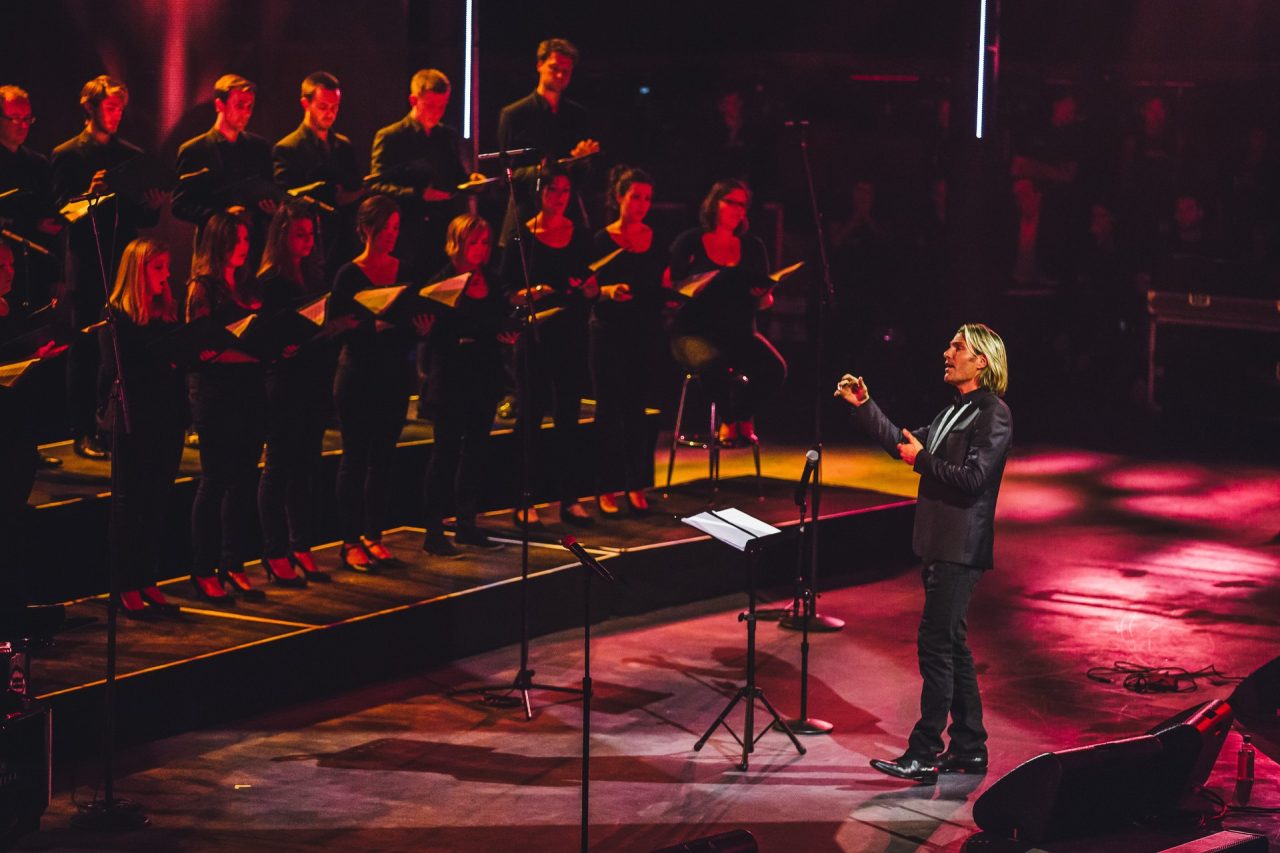 Eric Whitacre Singers